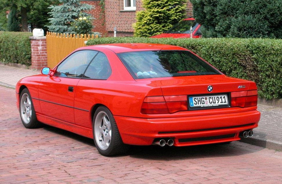 i fantastycznym brzmieniem silnika szczeg lnie w wersji 850CSi BMW 850