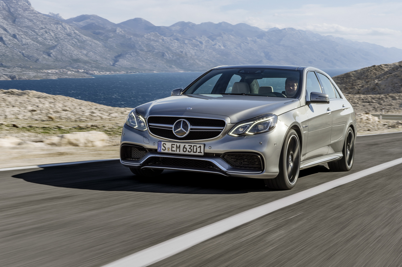 Nowy mercedes e 2013 #1