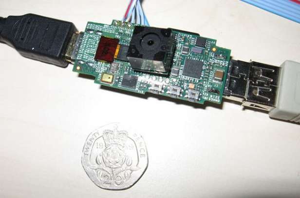 Model Raspberry Pi kosztujący 25 dolarów (Fot. ZDNet.com)